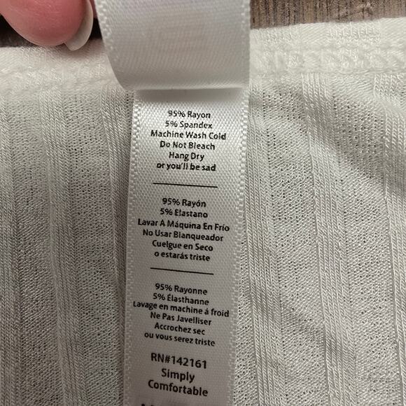 Women's Lularoe Off-White Lightweight Scoop Neck Tunic Tee - Size XS - Picture 9 of 9